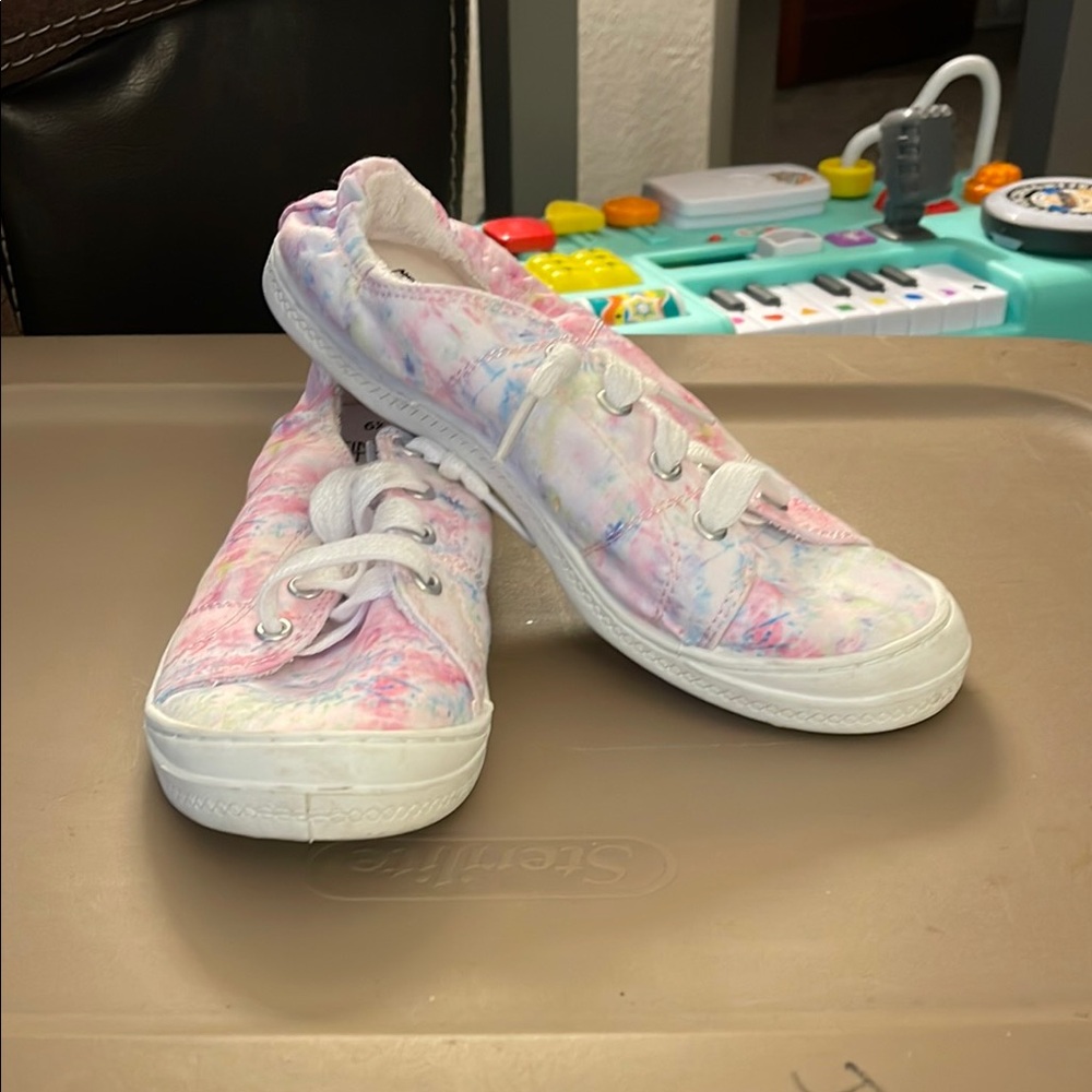Time and Tru Pastel Tie-Dye Sneakers